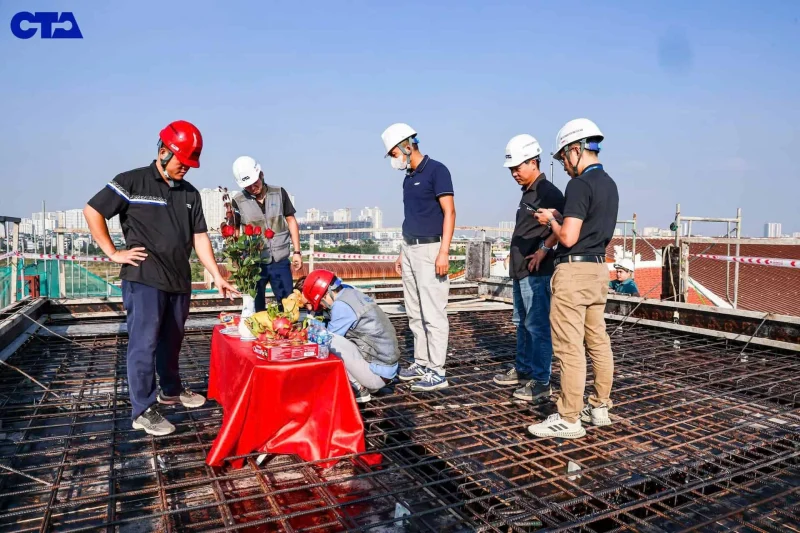 CTACON | Cất nóc công trình Văn phòng Tân Phát Etek