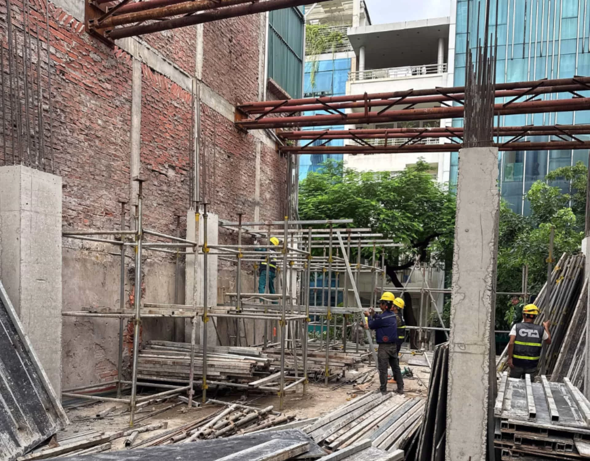 Nhà Phố Nguyên Hồng